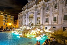 Tour privato serale nella città di Roma per due persone