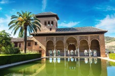 Biglietti e tour guidato dell'Alhambra e Generalife 