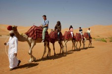 Dubai tour di 2 giorni con visita della città, crociera in Dhow e safari nel deserto