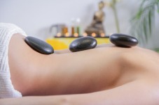 Massaggio Hot Stone 2 Persone - Coccole e Relax a Venezia