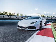 9 Giri in Pista Lamborghini - Circuito Il Sagittario a Latina