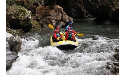 Pranzo o cena e Rafting a Trentino 