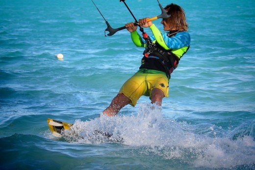 Corso Kitesurf Principianti- Stagnone Marsala