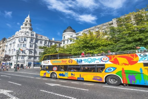 Hop-on hop-off bus tour Budapest