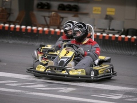 Go-kart racing in Budapest | 8 minutes