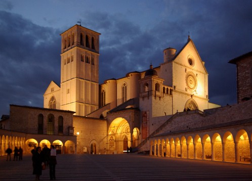 Assisi tour privato dell'ultimo minuto con una guida locale