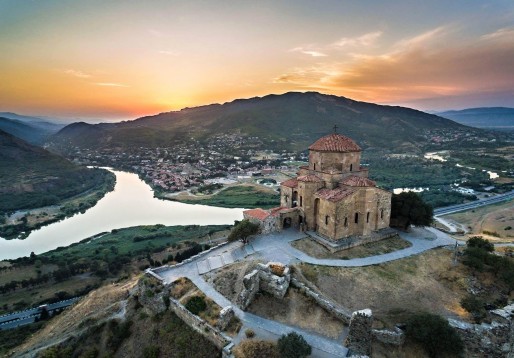 Tour di un'intera giornata da Tbilisi a Kazbegi