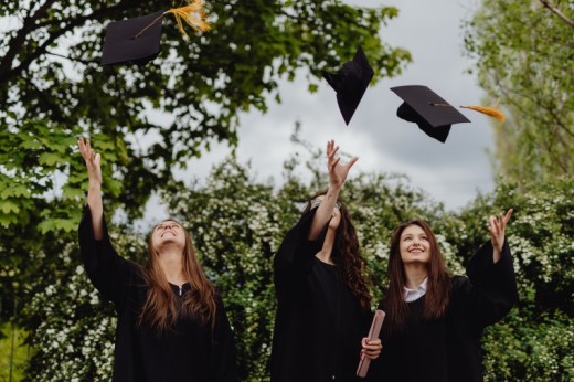 Regalo Laurea con soggiorno e cena speciale