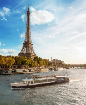 Viaggio da sogno per due a Parigi - incluso Louvre e Moulin Rouge