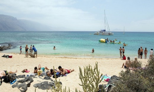 Full day catamaran trip to La Graciosa island from Lanzarote