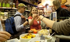 Athens: Small-Group Food Tour