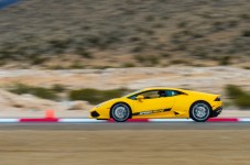 5 giri in Lamborghini nel circuito di Latina