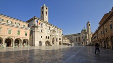 Degustazione Olive Ascolane presso il Centro Vacanza Carpineto