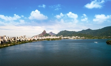 Bike tour from Ipanema to Rodrigo de Freitas Lagoon