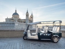 Tour privato di Tolosa in tuk tuk