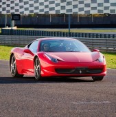 Due giri in pista in Ferrari 458 Italia