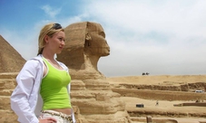 Ancient Cairo private tour: pyramids and Egyptian Museum