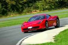 Guidare una Ferrari 458 & soggiorno 1 notte