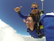 Tandem Skydiving in Hungary | 4000 meter, hand-held camera + cameraman