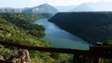 Soggiorno nell'Ecoparco Neulè con escursione in battello sul Cedrino