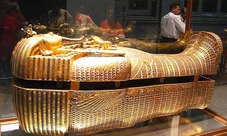 Ancient Cairo private tour: pyramids and Egyptian Museum