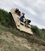 Tank driving in Hungary