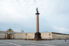 Visita della città panoramica di San Pietroburgo in auto retrò