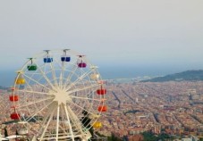 Barcellona in Libertà - Tour Privato con Chauffeur per 2