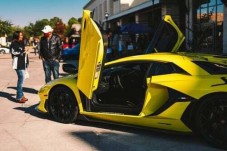 Lamborghini driving experience in Pavia