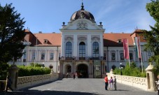 Ungheria magica: il castello di Gödöllő e il tradizionale spettacolo equestre