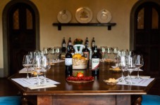 Degustazione di vino in Villa Storica Fiorentina